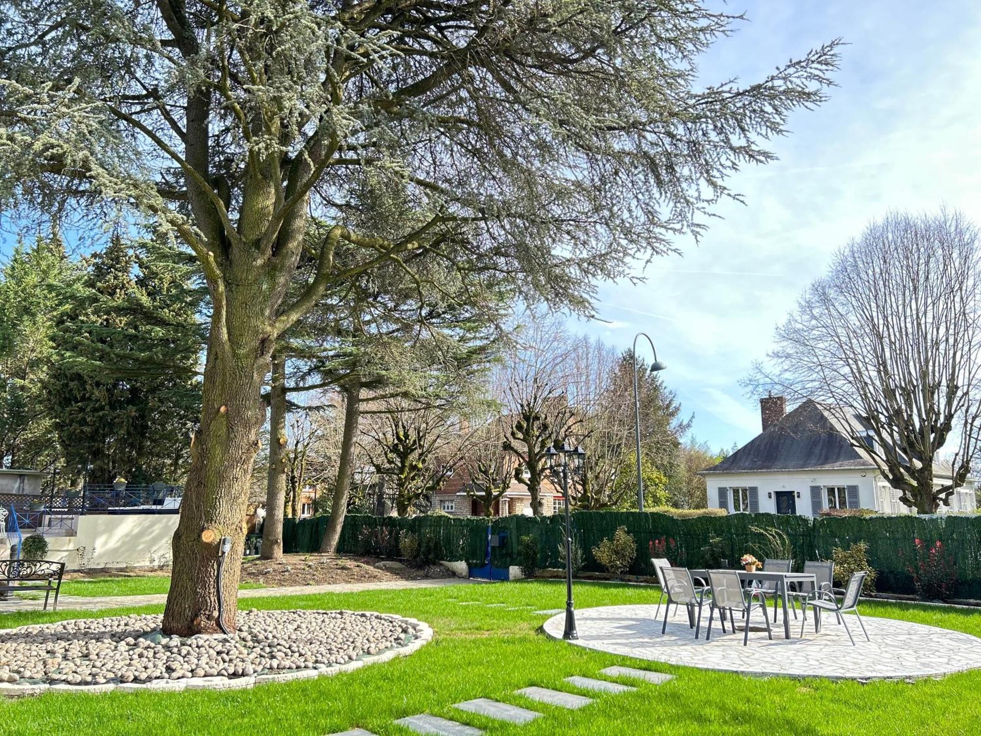 Villa Sceaux Luaran gambar